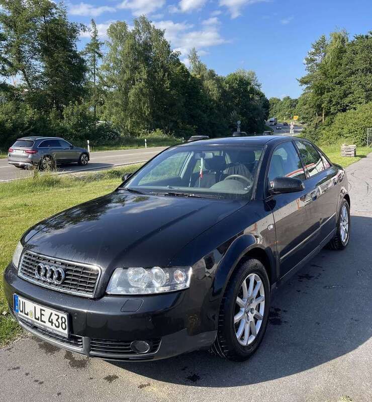 Gebraucht 2003 Audi A4 Limousine | 1.800 € (Fairer Preis) - Bild 1/4