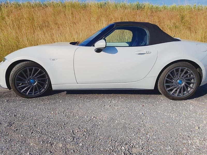 Gebraucht Mazda MX5 Sports-Line 160 PS (117 kW) 2016 Weiß Cabrio