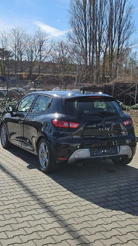 Gebraucht Renault Clio IV Dynamique 90 PS (66 kW) 2015 Schwarz Kleinwagen