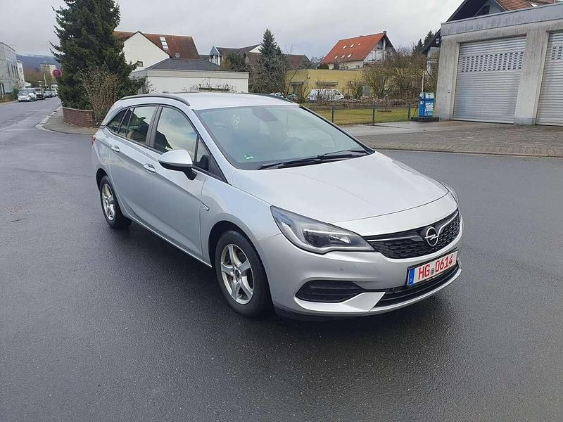 Używany Opel Astra Basis 110 KM (80 kW) 2020 Other Kombi
