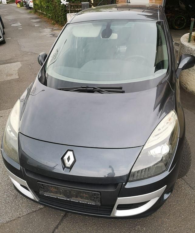 Schwarz Gebraucht 2009 Renault Scénic III Dynamique Van / Kleinbus | 950 € (Superpreis) - Bild 1/2
