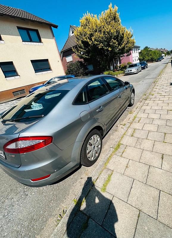 Silber Gebraucht 2007 Ford Mondeo Limousine | 3.500 € (Teuer) - Bild 1/4