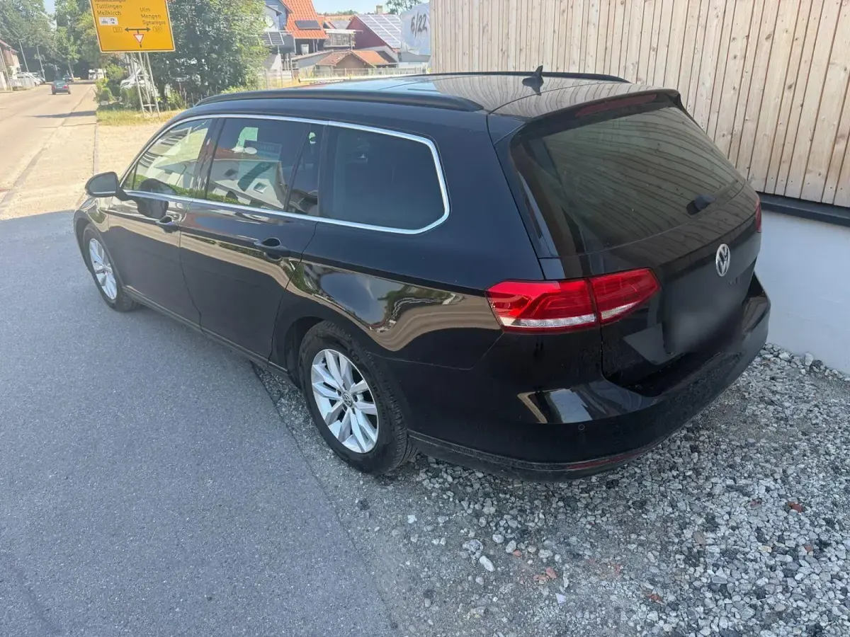 Gebraucht VW Passat 150 PS (110 kW) 2015 Schwarz Limousine