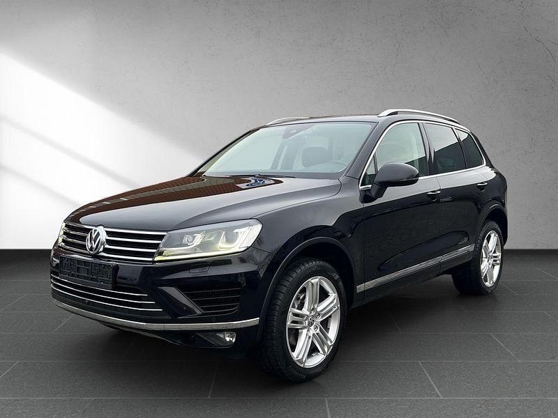 Schwarz Gebraucht 2014 VW Touareg Terrain Tech SUV | 12.900 € (Superpreis) - Bild 1/4