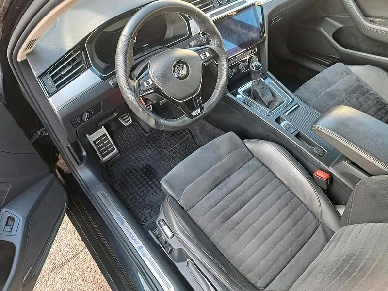 Gebraucht VW Passat 190 PS (139 kW) 2017 Silber Kombi