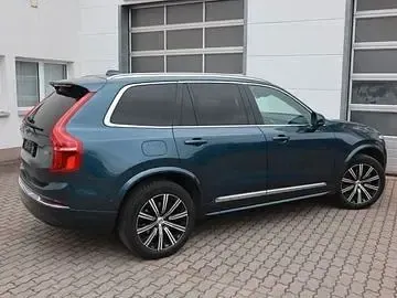 Second-hand Volvo XC90 Plus 235 CP (172 kW) 2023 Albastru SUV