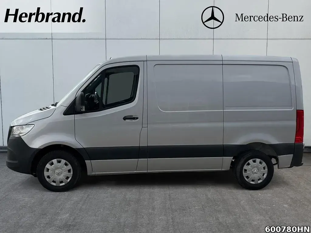 Gebraucht Mercedes Sprinter 143 PS (105 kW) 2021 Silber Van