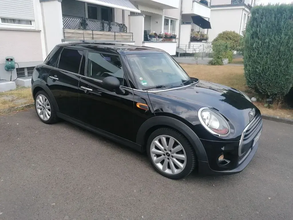 Gebraucht Mini ONE 102 PS (75 kW) 2016 Schwarz Kleinwagen