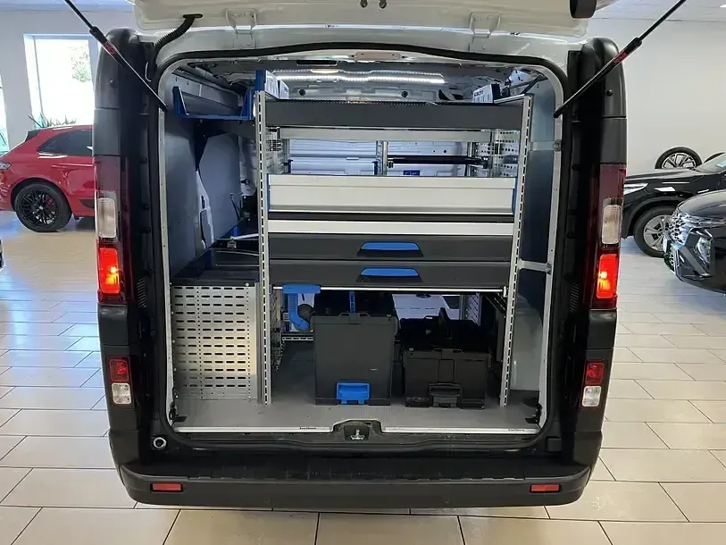Gebraucht Renault Trafic Komfort 150 PS (110 kW) 2022 Weiß Van / Kleinbus