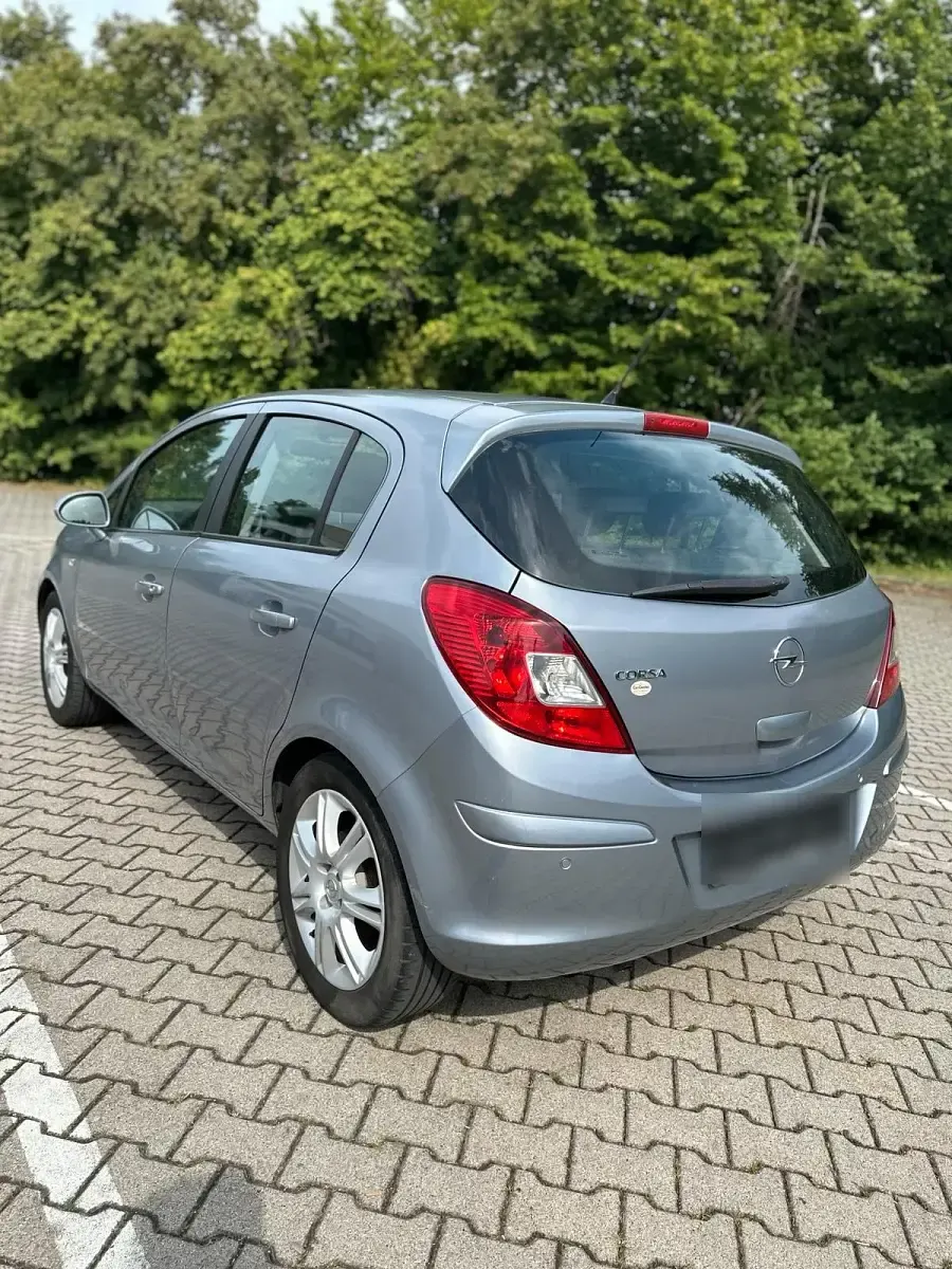 Gebraucht Opel Corsa 80 PS (58 kW) 2009 Grau Kleinwagen