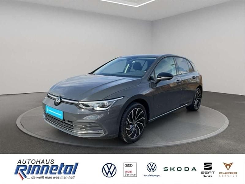 Uranograu Gebraucht 2023 VW Golf VIII Move Limousine | 22.540 € (Guter Preis) - Bild 1/4