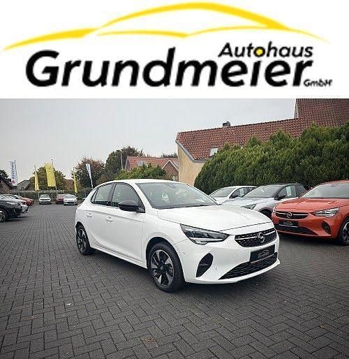 Weiß Gebraucht 2022 Opel Corsa-e Elegance Kleinwagen | 16.999 € (Fairer Preis) - Bild 1/4
