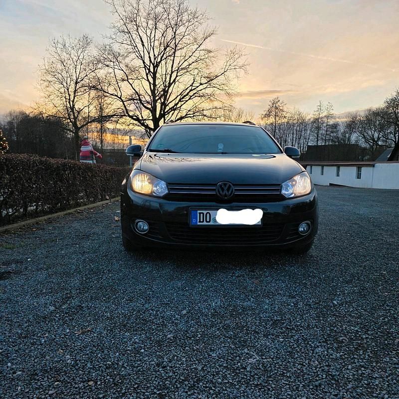 Gebraucht VW Golf VI 122 PS (89 kW) 2010 Schwarz Kleinwagen