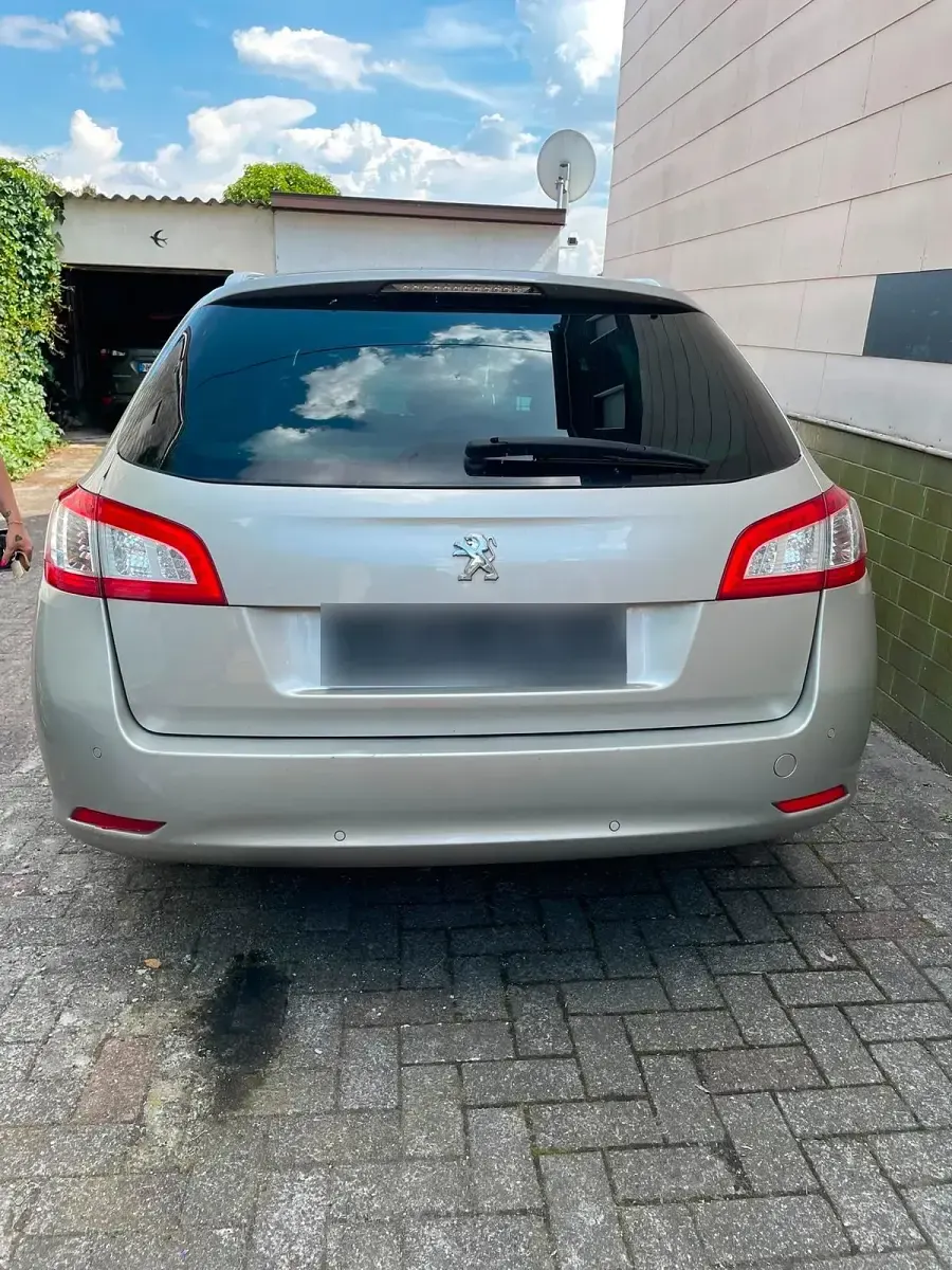 Gebraucht Peugeot 508 150 PS (110 kW) 2011 Grau Kombi