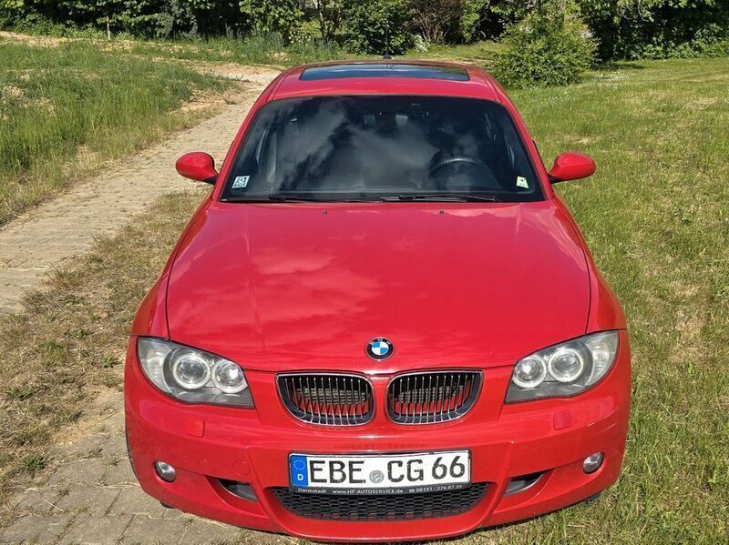 Rot Gebraucht 2006 BMW 130 M Sport Kleinwagen | 9.990 € (Guter Preis) - Bild 1/4
