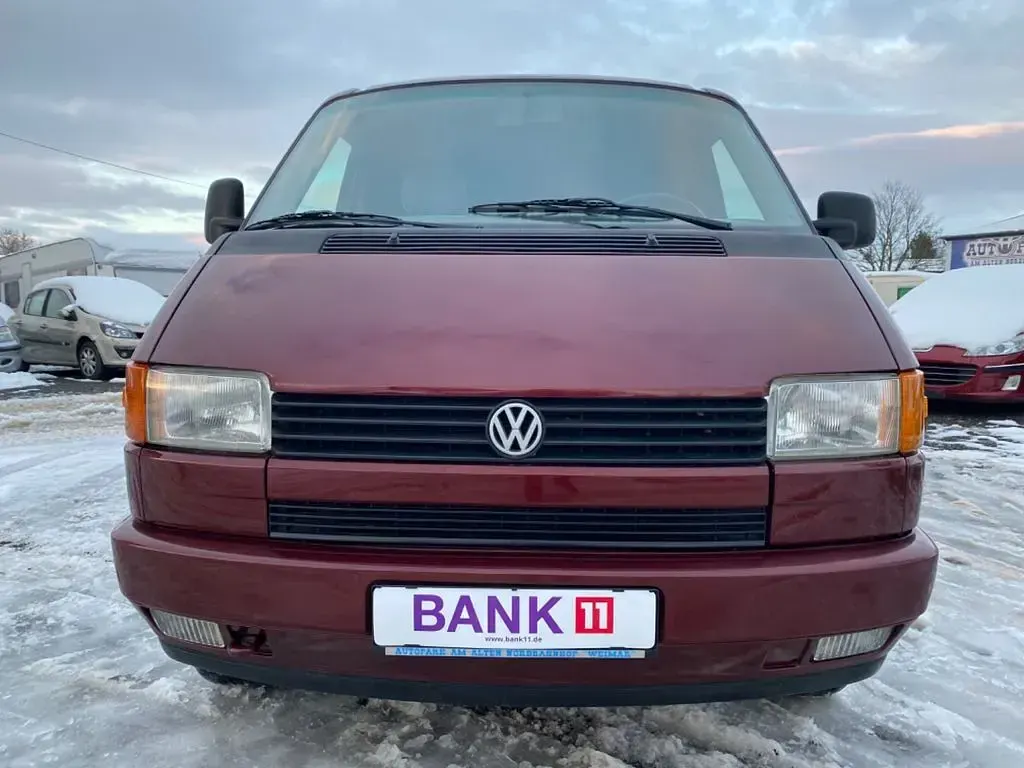 Second-hand VW Caravelle 77 CP (56 kW) 1992 Roșu Van