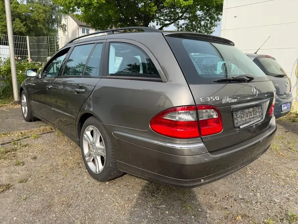 Gebraucht Mercedes E280 231 PS (169 kW) 2007 Grau Kombi
