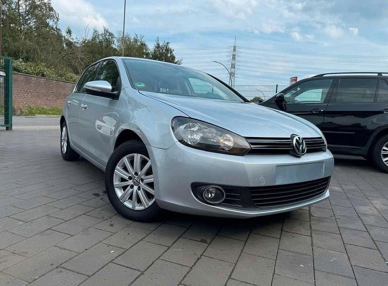 Silber Gebraucht 2012 VW Golf VI Limousine | 5.000 € (Superpreis) - Bild 1/4