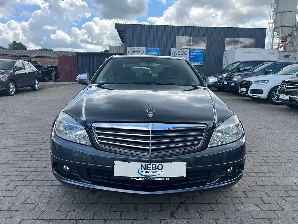 Gebraucht Mercedes C180 156 PS (114 kW) 2007 Grau Limousine