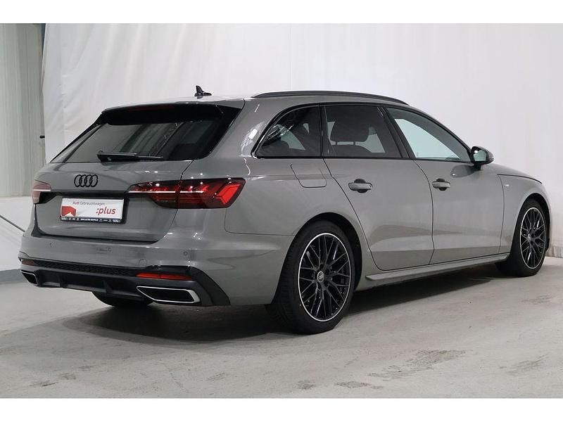 Gebraucht Audi A4 S-Line 204 PS (150 kW) 2025 Grau Kombi