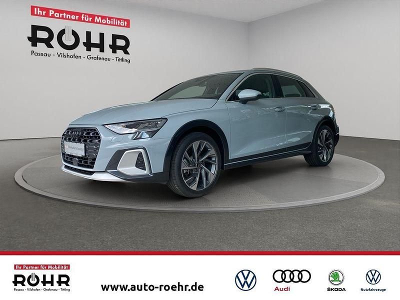 Pfeilgrau perleffekt Gebraucht 2024 Audi A3 Ambiente Limousine | 34.300 € (Fairer Preis) - Bild 1/4