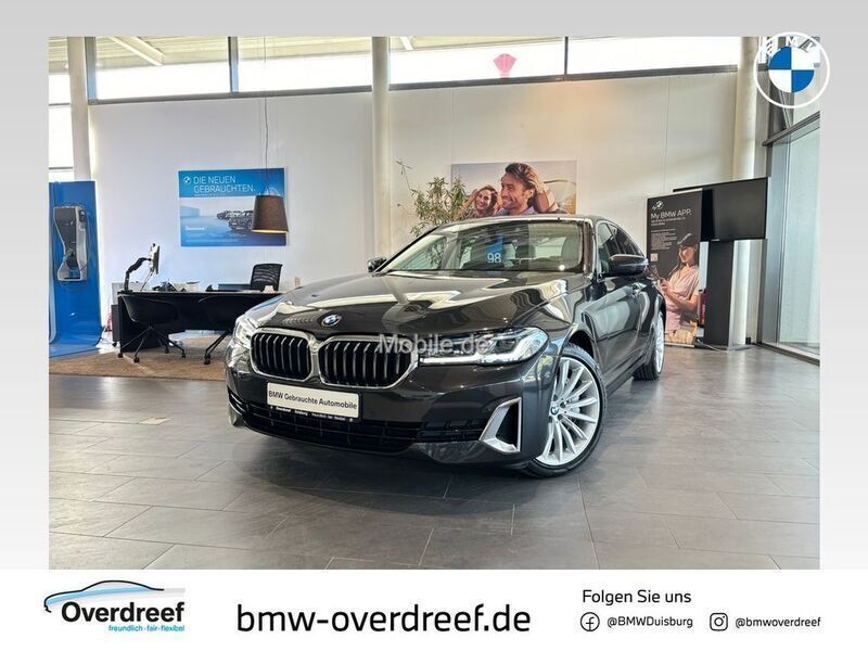 Grau Gebraucht 2022 BMW 530 Luxury Line Limousine | 42.800 € (Superpreis) - Bild 1/4