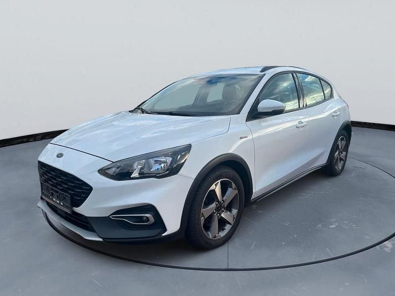Weiß Gebraucht 2019 Ford Focus Active Limousine | 14.900 € (Guter Preis) - Bild 1/4