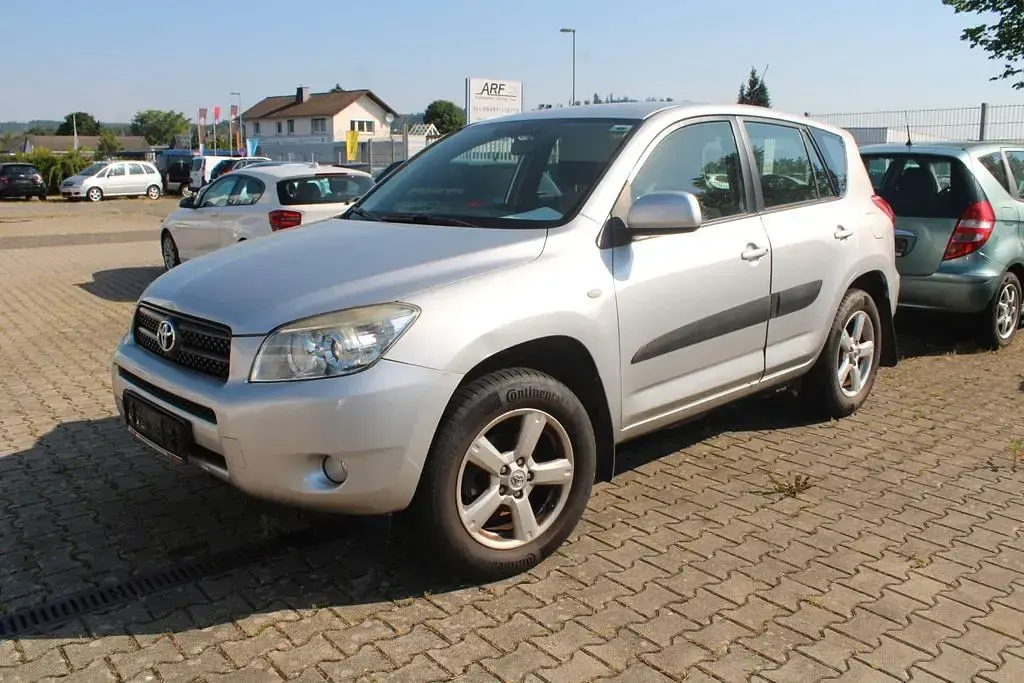 Gebraucht Toyota RAV4 Sol 152 PS (111 kW) 2009 Silber SUV