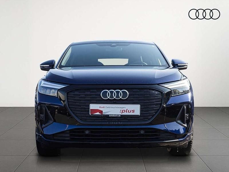 Gebraucht Audi Q4 e-tron S-Line 125 kW (170 PS) 2022 Navarrablau metallic SUV