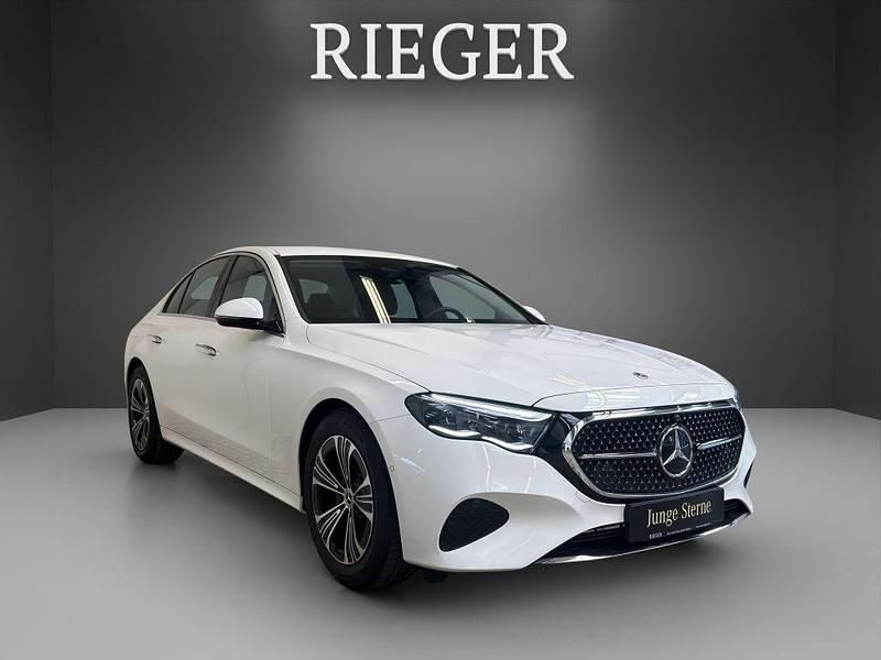 Używany Mercedes E200 Advanced Plus 227 KM (166 kW) 2024 Biały Sedan/Limuzyna