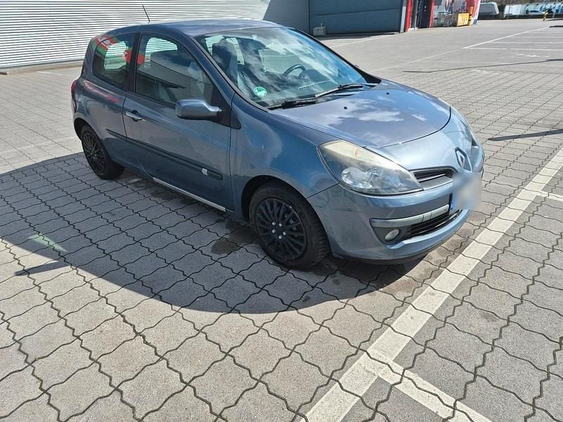 Gebraucht Renault Clio III 88 PS (64 kW) 2007 Blau Kleinwagen