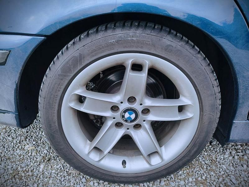 Gebraucht BMW 523 Shadowline 170 PS (125 kW) 1999 Blau Limousine