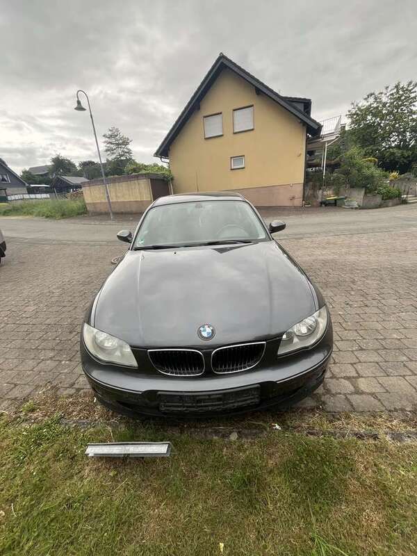 Gebraucht 2004 BMW 118 Kleinwagen | 3.000 € (Fairer Preis) - Bild 1/4