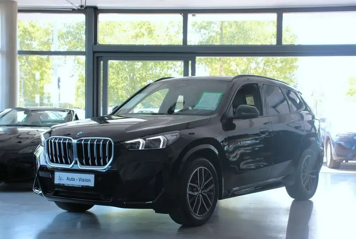 Gebraucht BMW X1 M Sport 163 PS (119 kW) 2025 Schwarz SUV