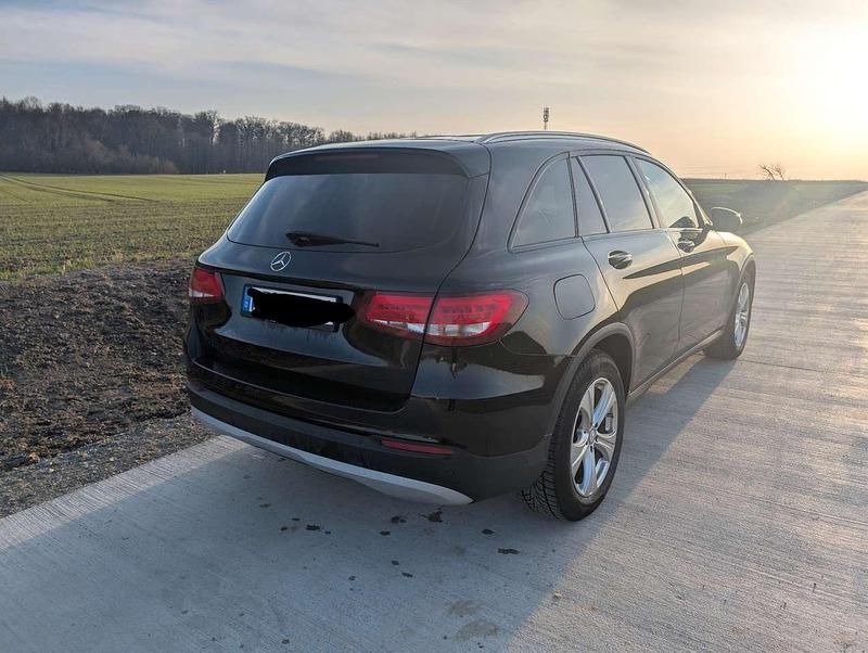 Gebraucht Mercedes GLC220 170 PS (125 kW) 2016 Schwarz SUV