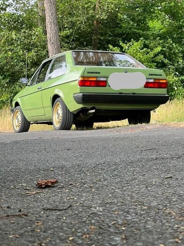 Second-hand VW Derby 60 CP (44 kW) 1982 Verde Berlinǎ
