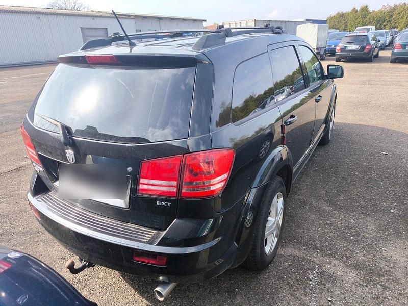 Gebraucht Dodge Journey 140 PS (102 kW) 2010 Schwarz SUV