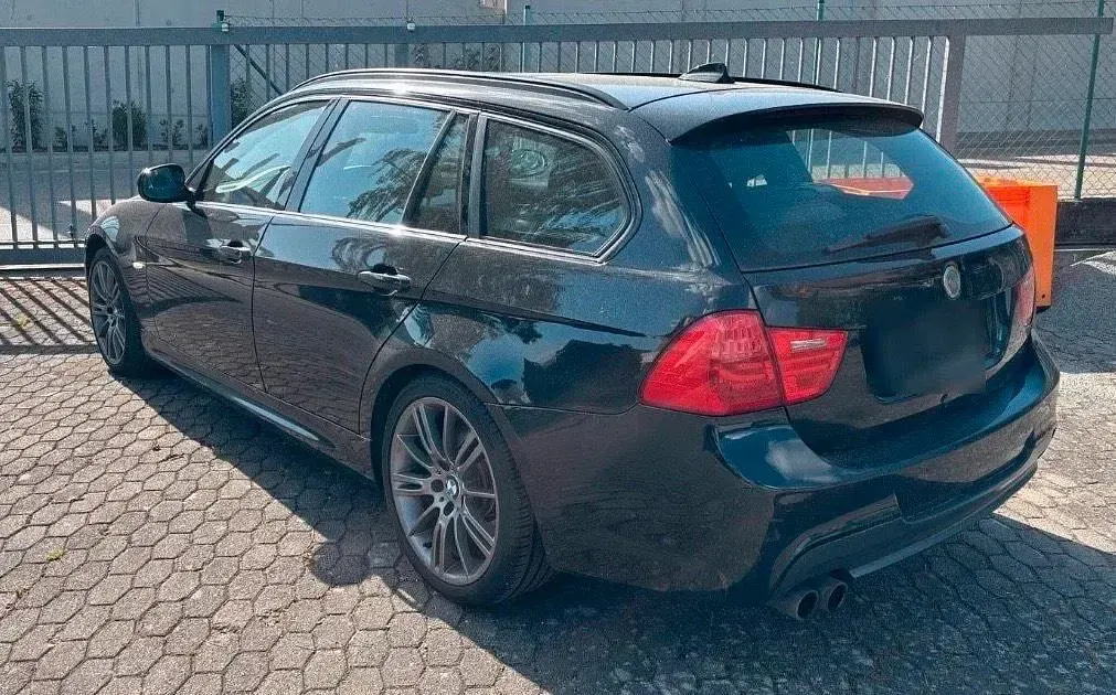 Gebraucht BMW 330 M Sport 2012 Schwarz Kombi