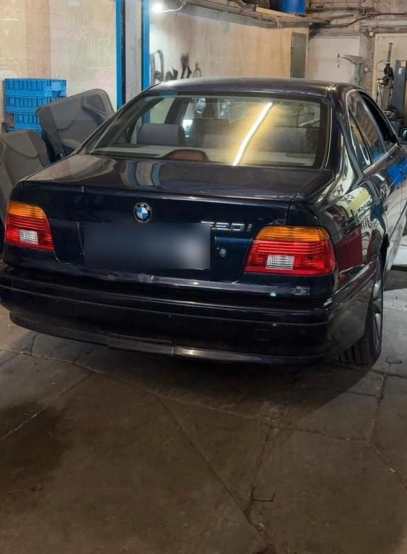 Gebraucht BMW 520 170 PS (125 kW) 2000 Blau Limousine