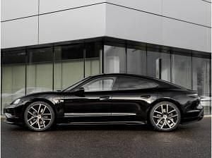 Neu Porsche Taycan 319 kW (435 PS) 2026 Schwarz (tiefschwarzmetallic) Limousine