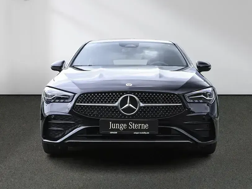 Gebraucht Mercedes CLA200 Shooting Brake Advanced Plus 163 PS (119 kW) 2025 Unilack nachtschwarz Kombi