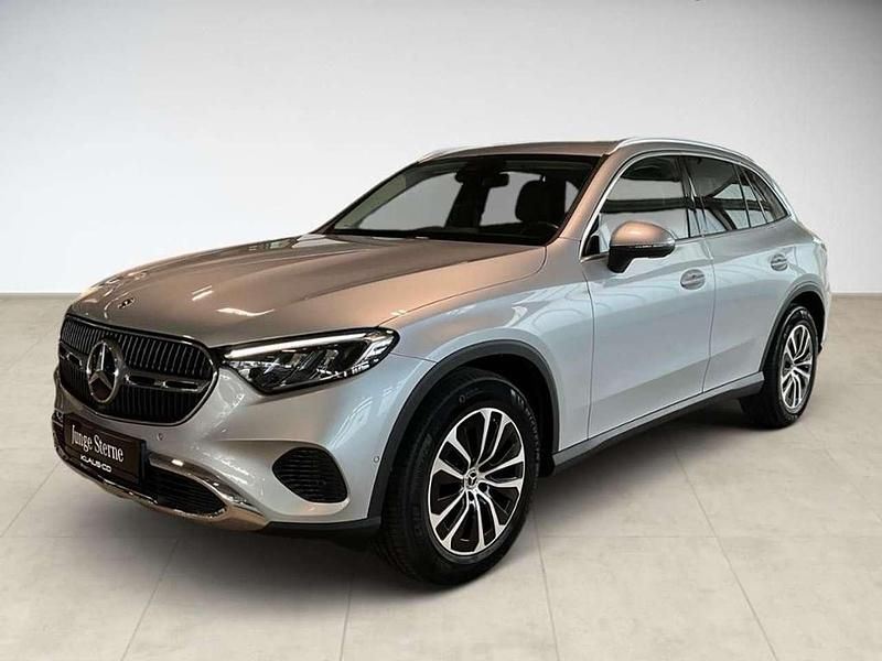 Silber Gebraucht 2024 Mercedes GLC200 SUV | 51.660 € (Etwas zu teuer) - Bild 1/4