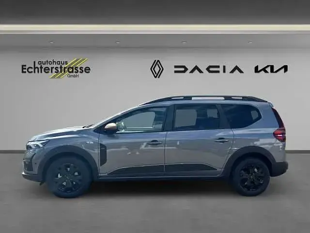 Gebraucht Dacia Jogger Extreme 91 PS (66 kW) 2025 Van / Kleinbus
