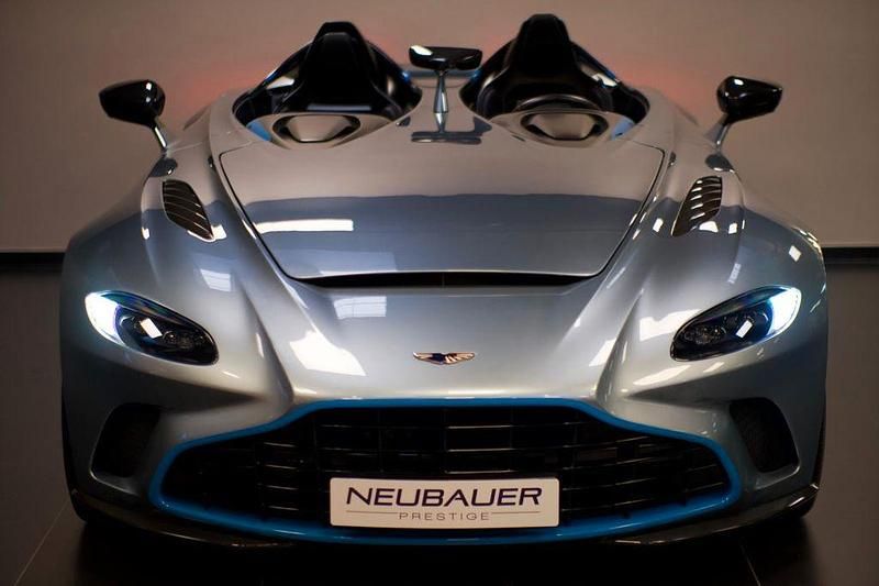 Gebraucht Aston Martin V12 Speedster 700 PS (514 kW) 2022 Silber Coupé