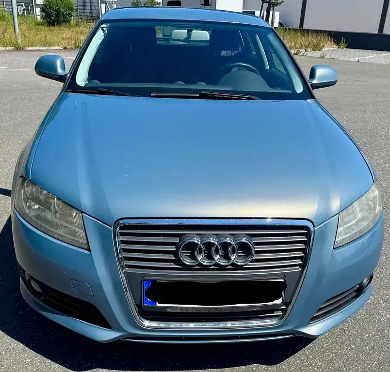Gebraucht Audi A3 Attraction 102 PS (75 kW) 2009 Blau Kleinwagen