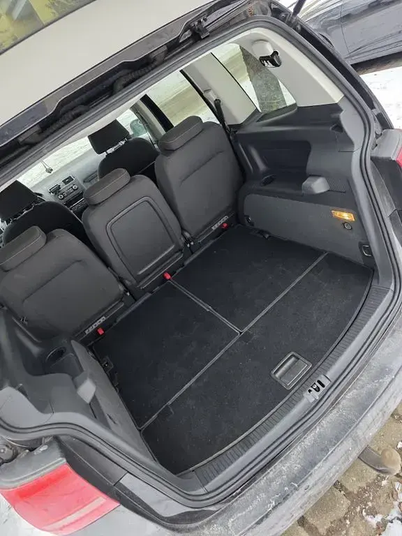 Gebraucht VW Touran 105 PS (77 kW) 2012 Schwarz Van / Kleinbus