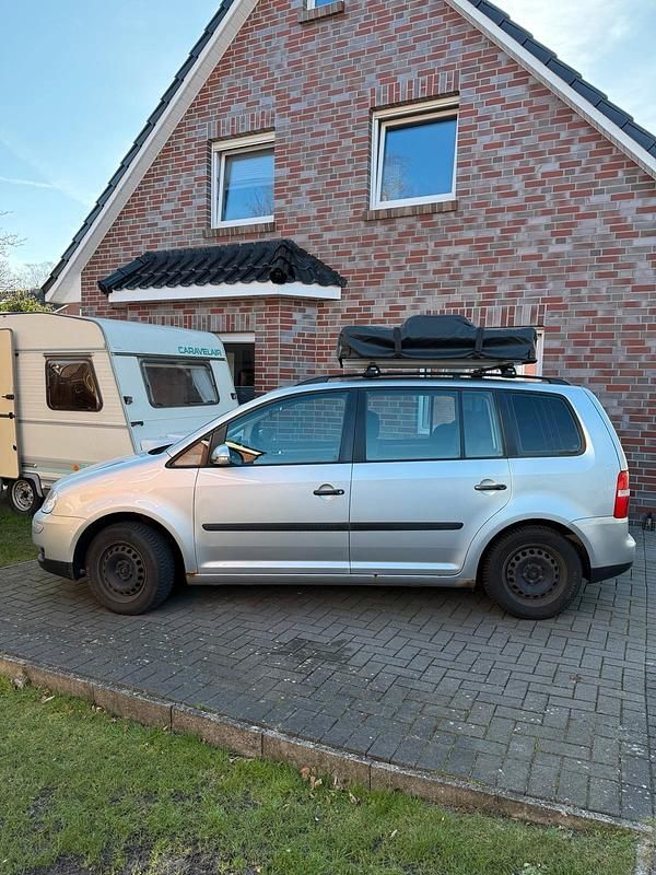 Gebraucht VW Touran 105 PS (77 kW) 2004 Silber Van / Kleinbus
