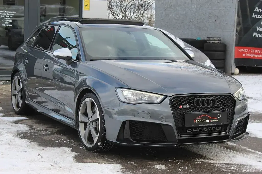 Gebraucht Audi RS3 Ambiente 367 PS (269 kW) 2016 Grau Limousine