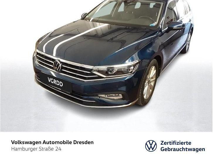 Gebraucht VW Passat Elegance 150 PS (110 kW) 2021 Blau Kombi