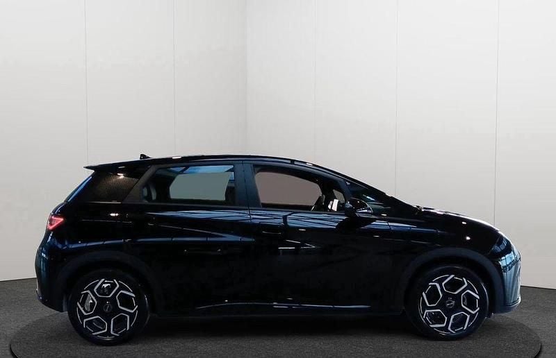 Neu BYD Dolphin Comfort 150 kW (204 PS) 2026 Schwarz Kleinwagen